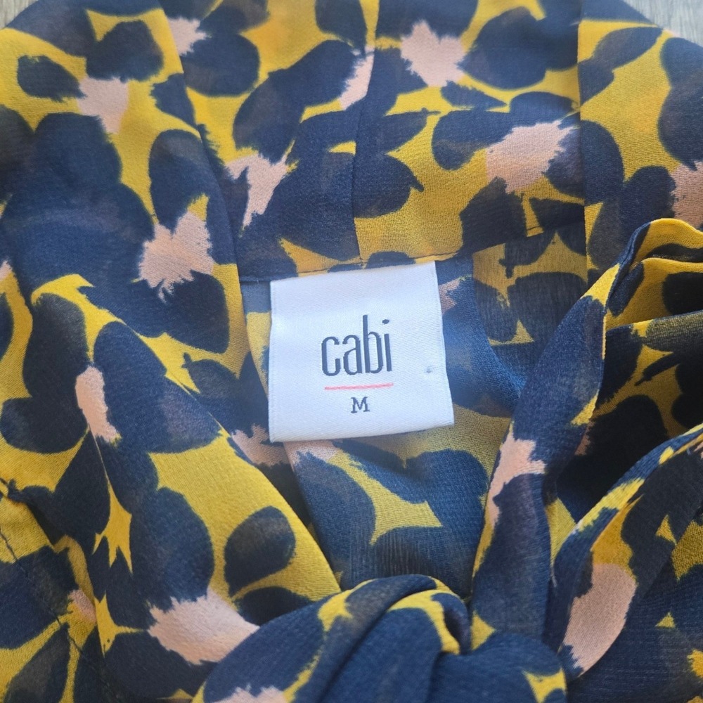 Cabi 3790 Sleeveless Tie Neck Blouse Yellow Navy Abstract Floral Chiffon Top M - Picture 4 of 7